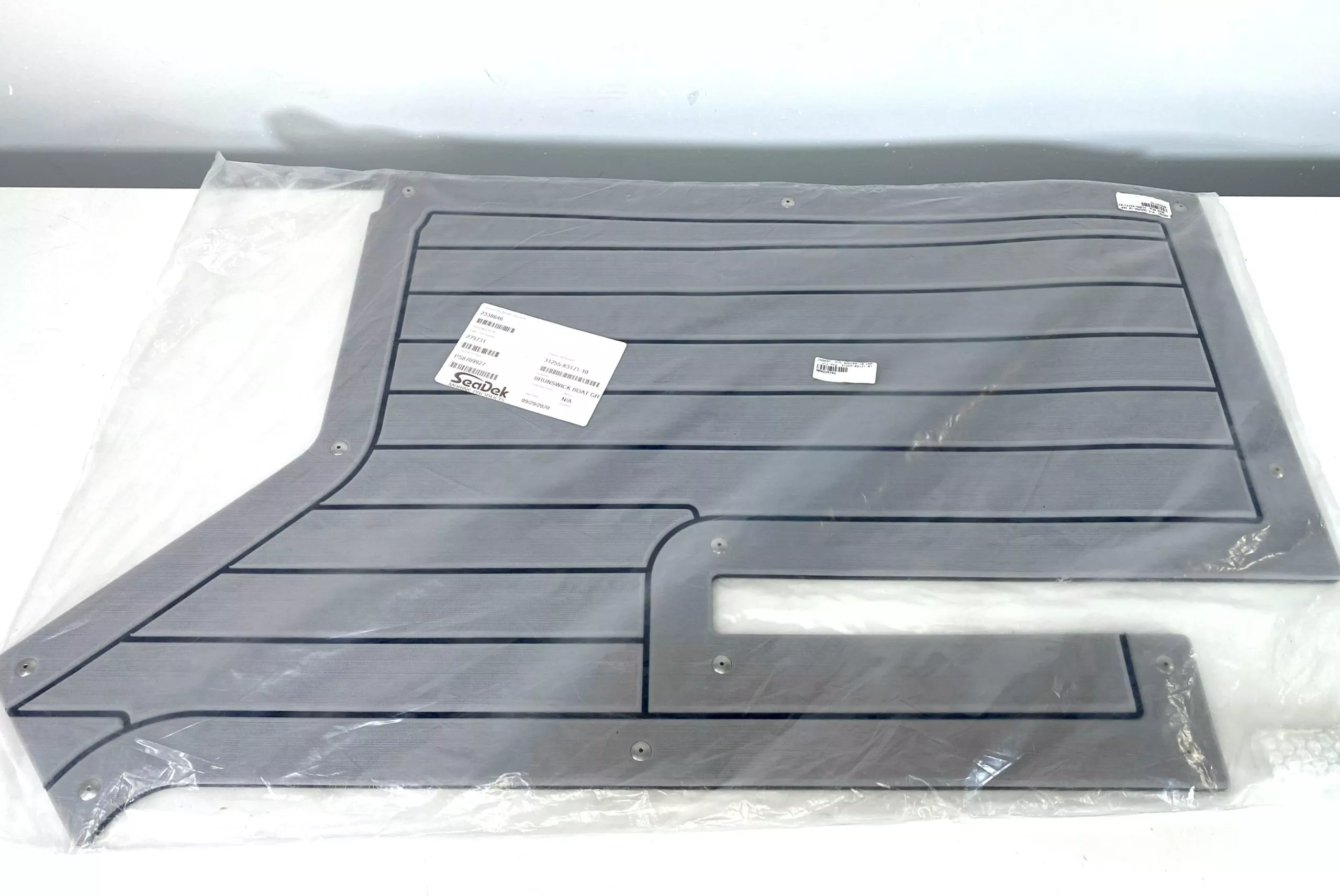 new-seadek-31255-83171-10-sea-ray-250-sundancer-marine-deck-mat -NEW- SeaDek 31255-83171-10, Sea Ray 250 Sundancer Marine Deck Mat