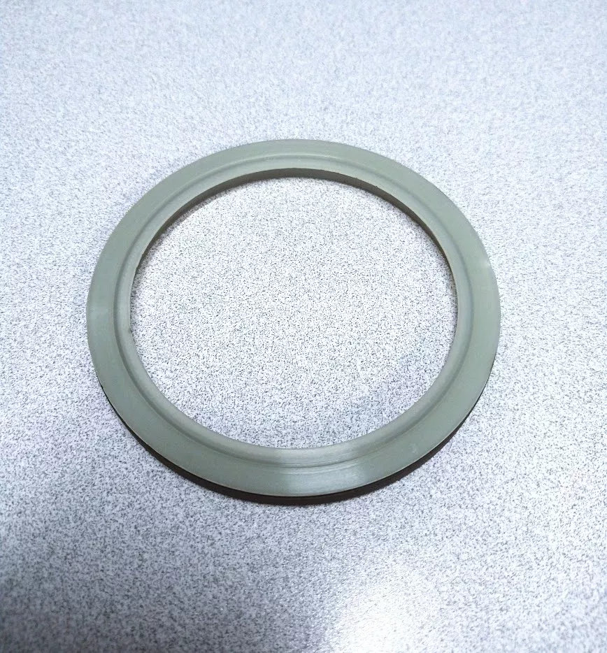 -NEW- Volvo Penta 6842160, Crank Shaft Seal, OEM