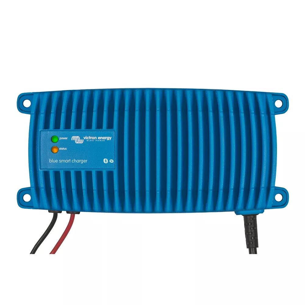 victron-bluesmart-ip67-charger-12-vdc-7amp-bpc120715106 Victron BlueSmart IP67 Charger 12 VDC 7AMP BPC120715106